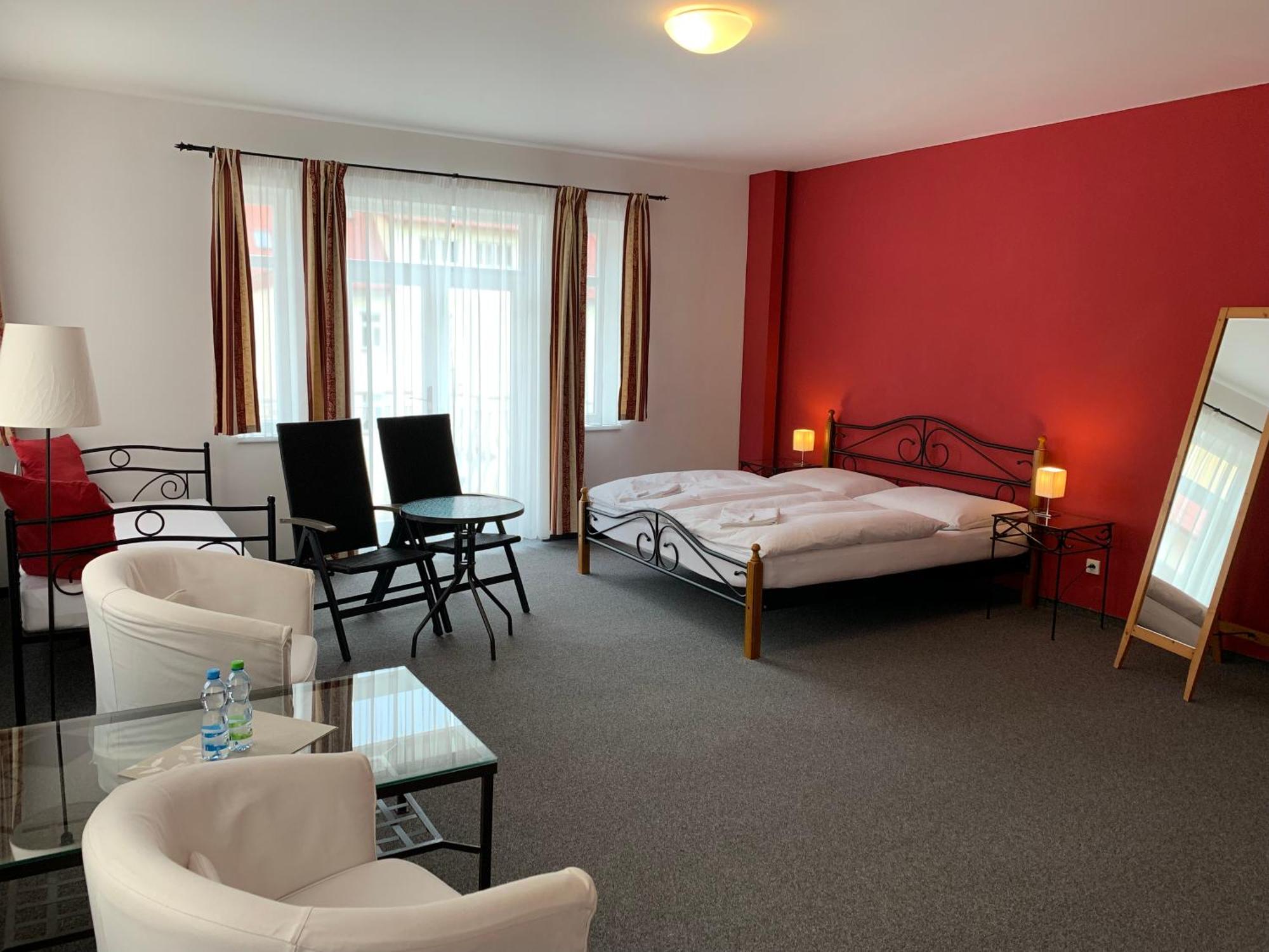 Apartma La Provence Mariánské Lázně Exterior foto